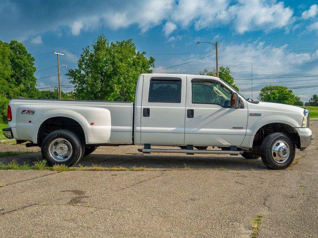 Used 2007 Ford F350 Lariat AWD/4WD image 2