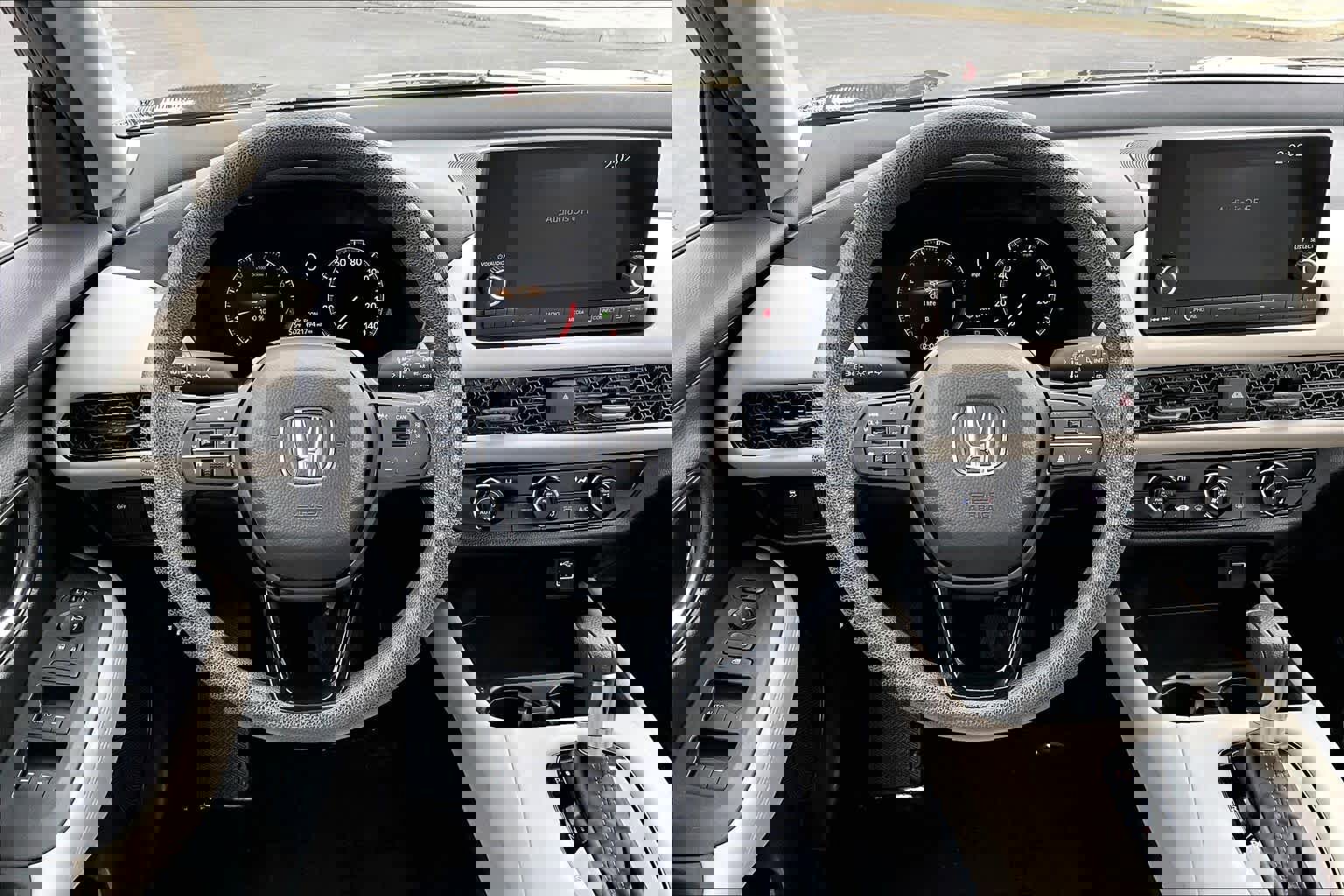 Used 2023 Honda HR-V LX image 5