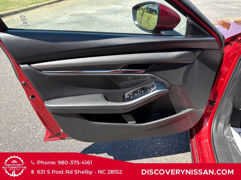 Used 2022 MAZDA MAZDA3 s FWD image 9