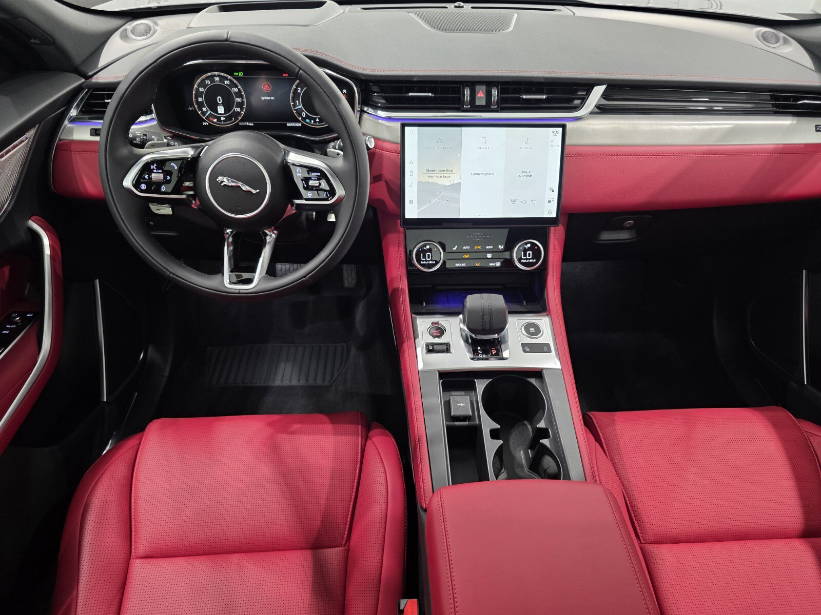 New 2026 Jaguar F-PACE R-Dynamic S AWD/4WD image 10