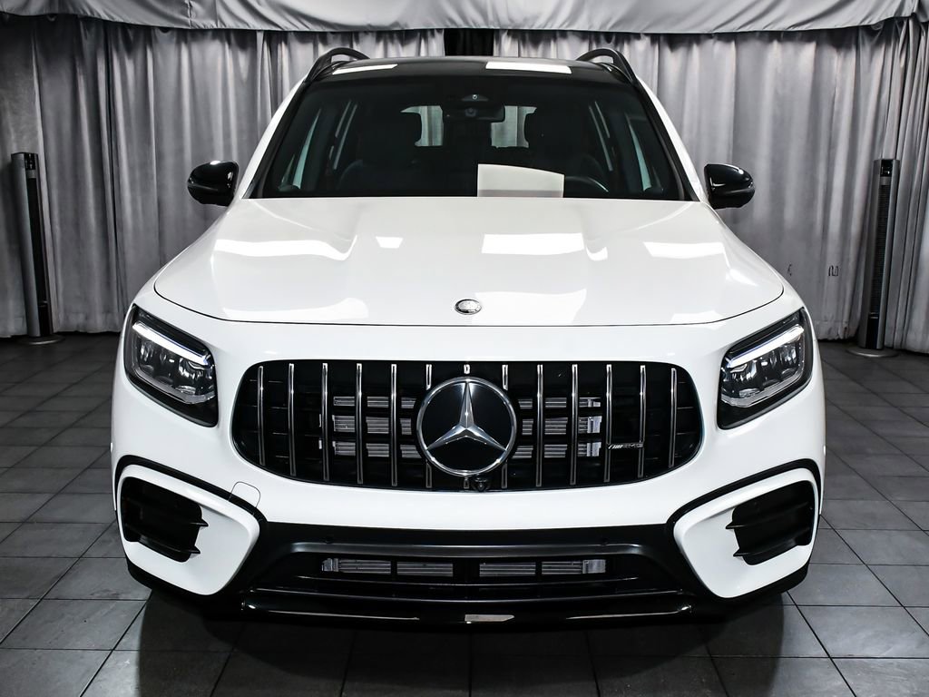 Used 2025 Mercedes-Benz GLB 35 AMG 4MATIC image 2