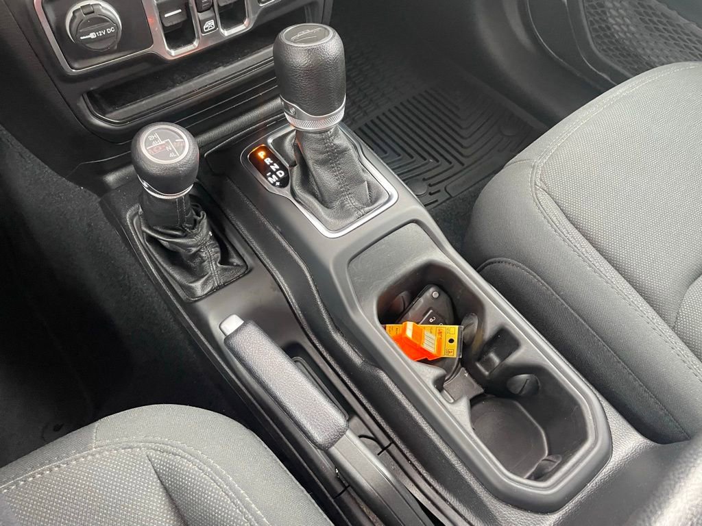 Used 2021 Jeep Gladiator Sport image 19