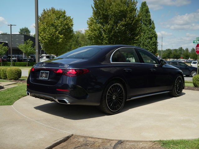 Used 2026 Mercedes-Benz E 350 4MATIC Sedan image 8