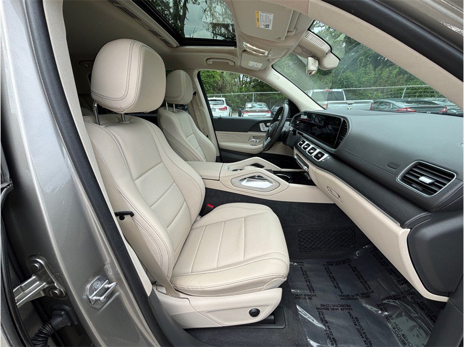 Used 2020 Mercedes-Benz GLS 450 4MATIC image 46