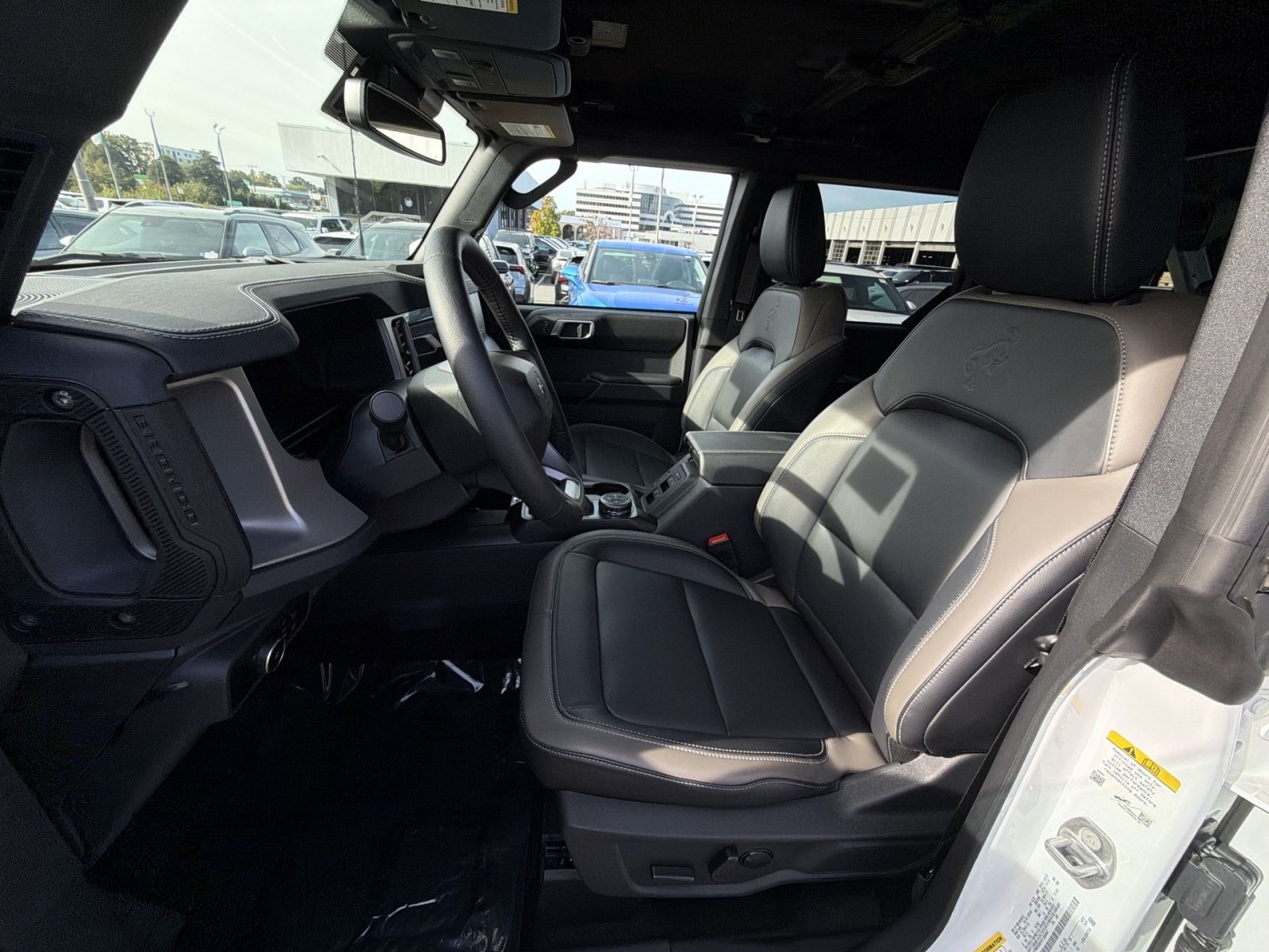 Used 2026 Ford Bronco Outer Banks AWD/4WD image 13