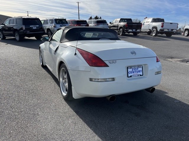 Used 2004 Nissan 350Z Touring image 9