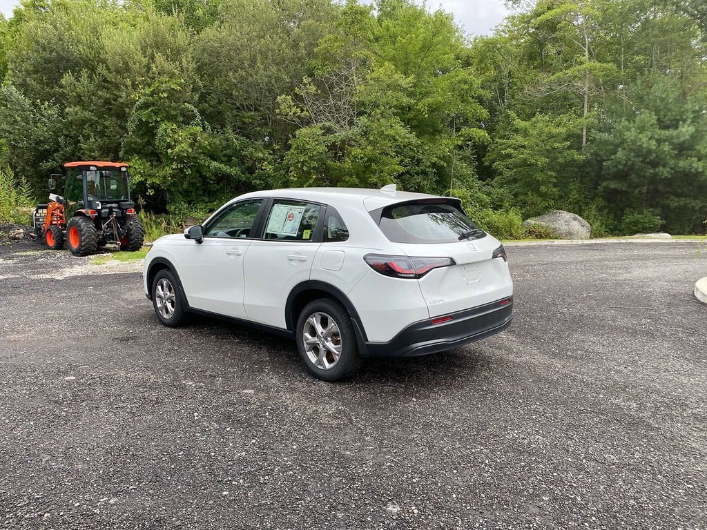 Used 2023 Honda HR-V LX image 8