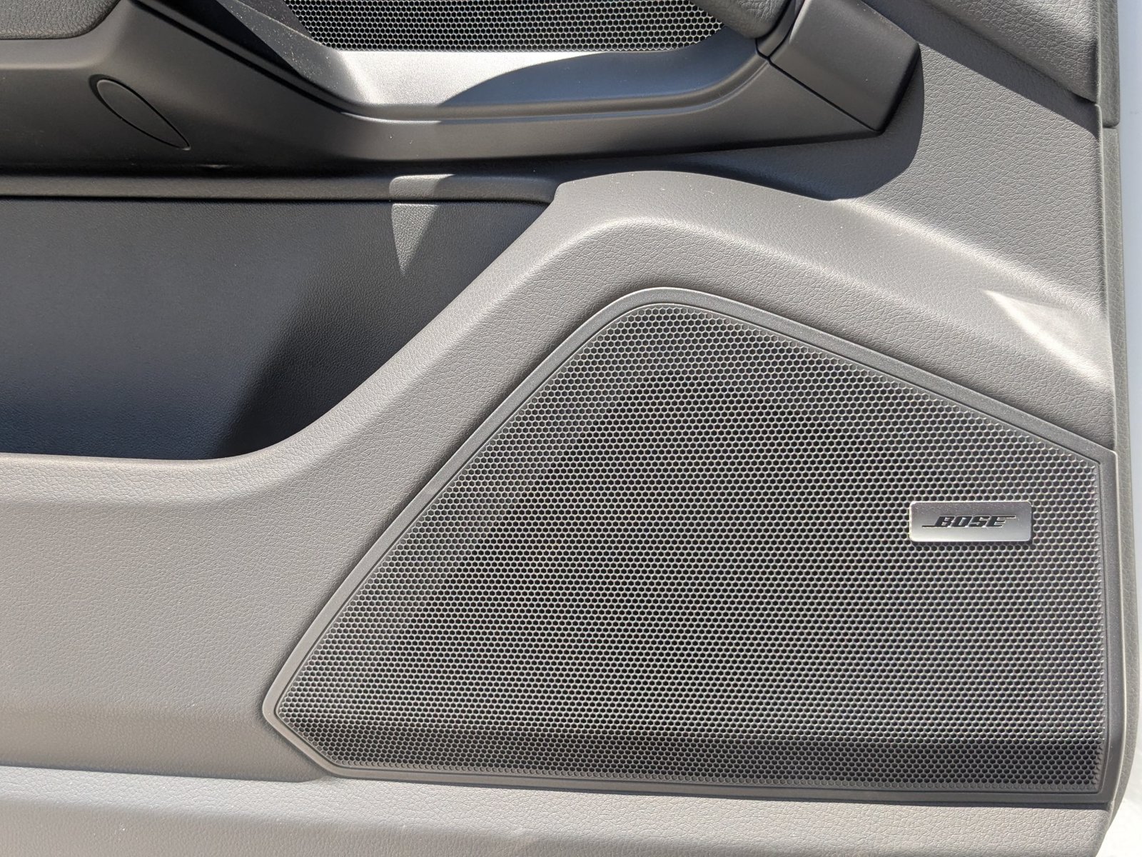 New 2026 Porsche Cayenne Coupe AWD/4WD image 14