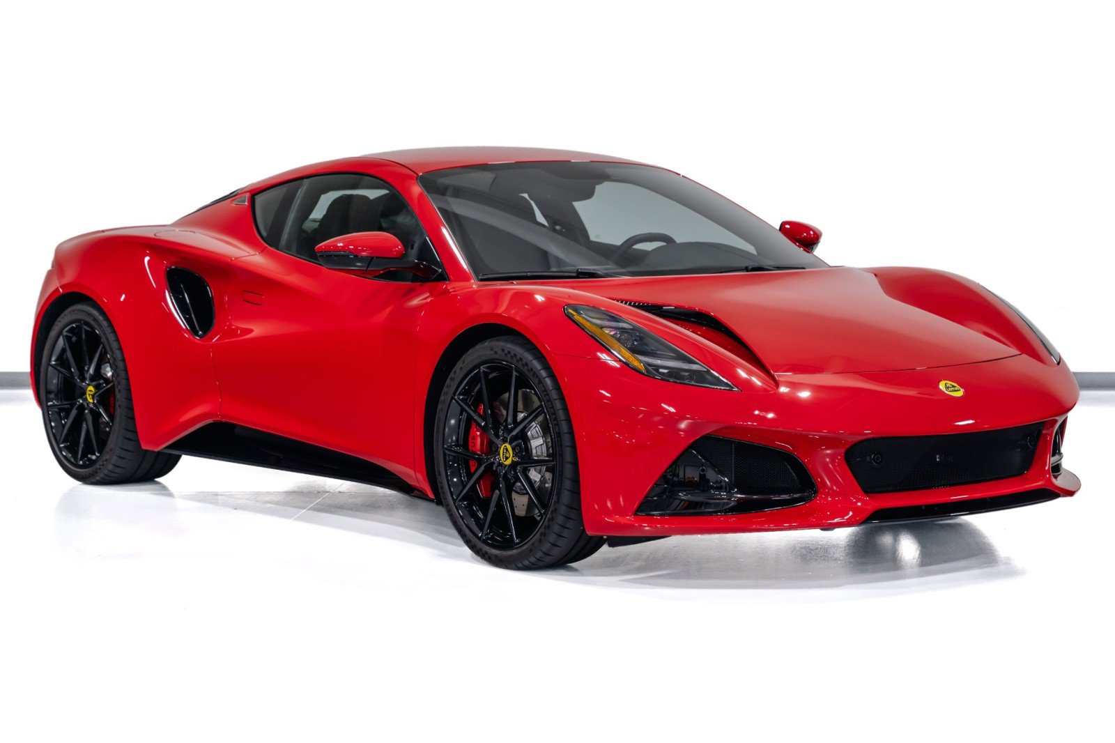 Used 2024 Lotus Emira First Edition RWD image 2
