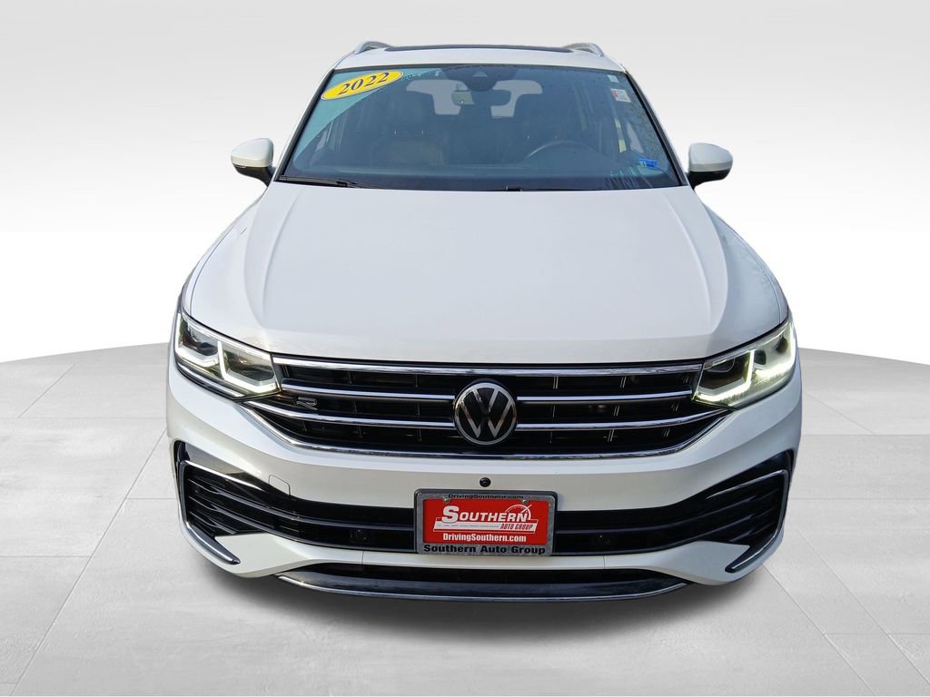 Used 2022 Volkswagen Tiguan SEL R-Line image 18