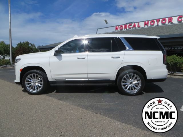 Used 2023 Cadillac Escalade Premium Luxury AWD/4WD image 2
