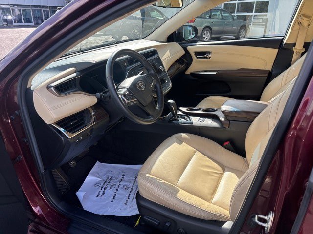 Used 2015 Toyota Avalon XLE FWD image 14