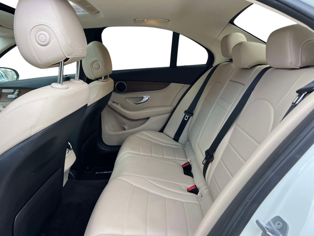 Used 2019 Mercedes-Benz C 300 4MATIC Sedan image 12