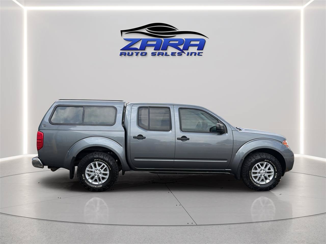 Used 2018 Nissan Frontier SV AWD/4WD image 8