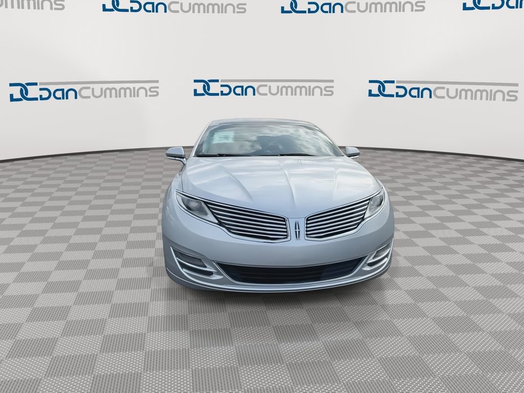 Used 2016 Lincoln MKZ w/ Equipment Group 200A Select FWD image 3