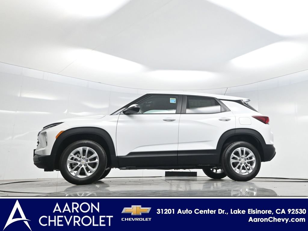 New 2026 Chevrolet TrailBlazer LS w/ LPO, Blackout Package AWD/4WD image 6