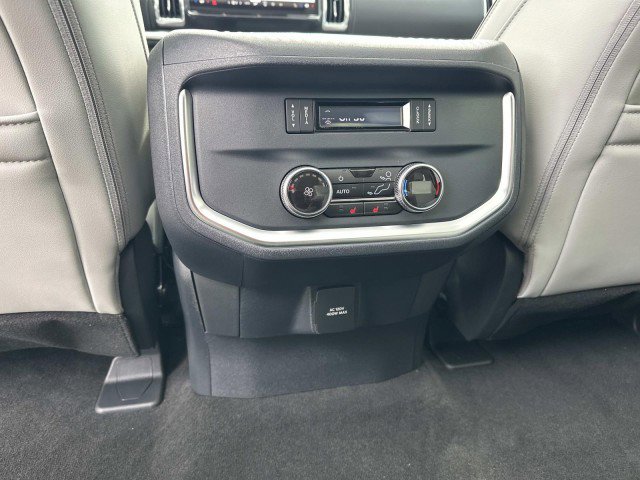 New 2026 Ford Expedition Max Platinum w/ Platinum Ultimate Package AWD/4WD image 22