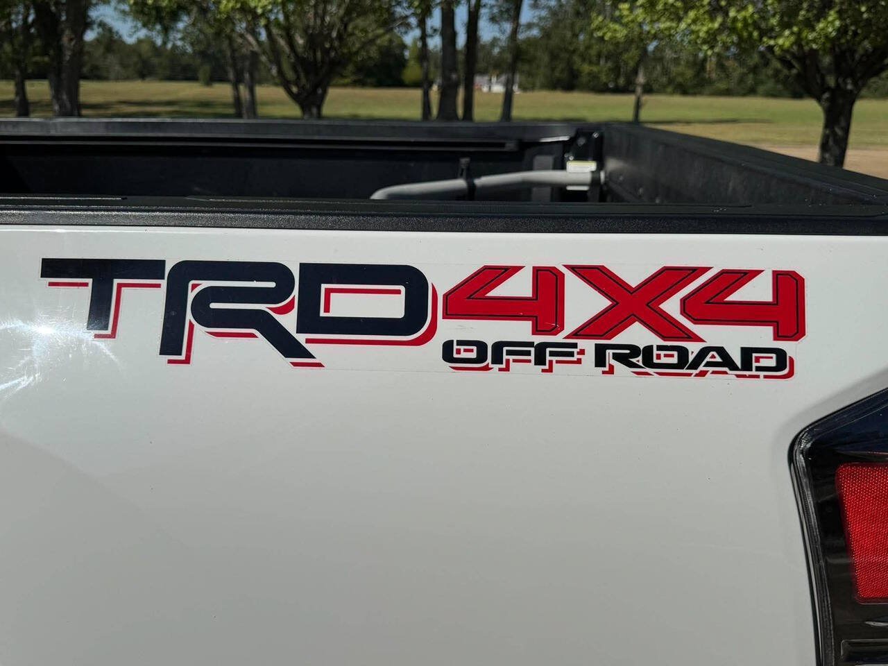 Used 2023 Toyota Tacoma TRD Off-Road AWD/4WD image 16