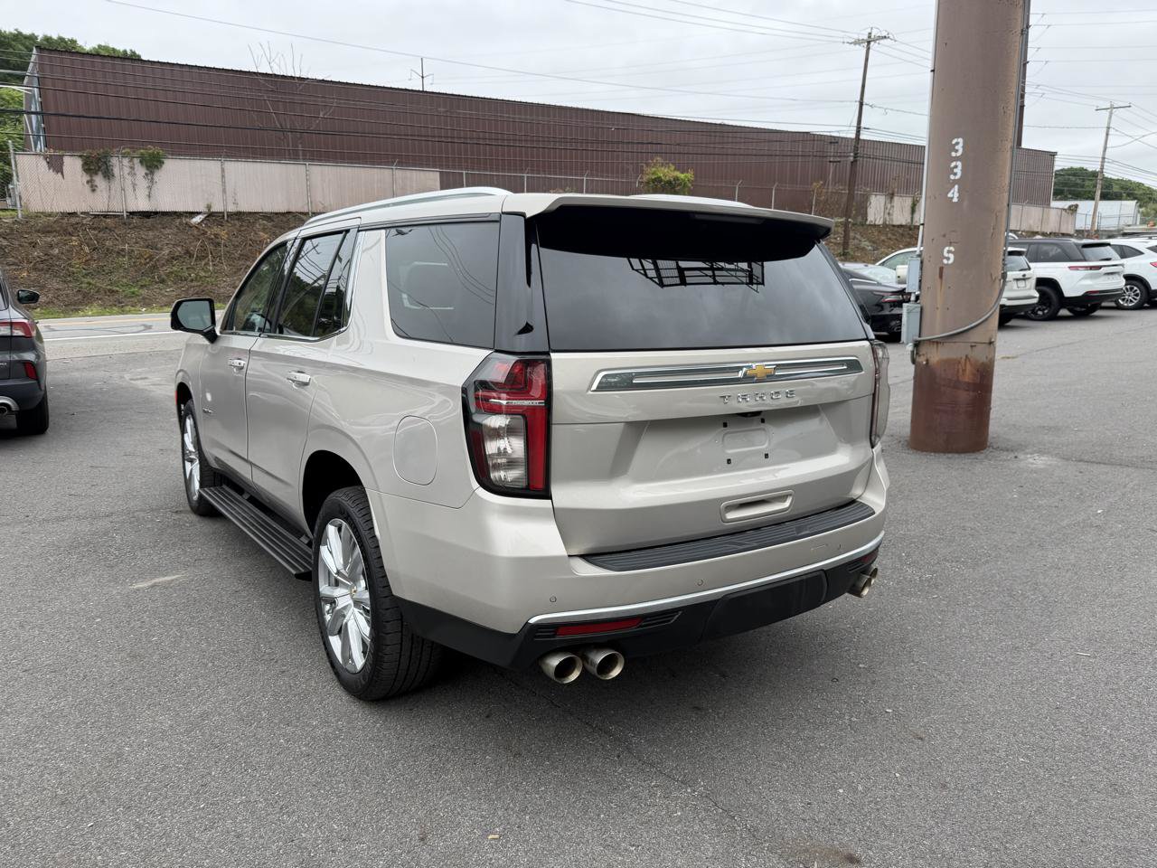 Used 2022 Chevrolet Tahoe High Country w/ Max Trailering Package AWD/4WD image 7