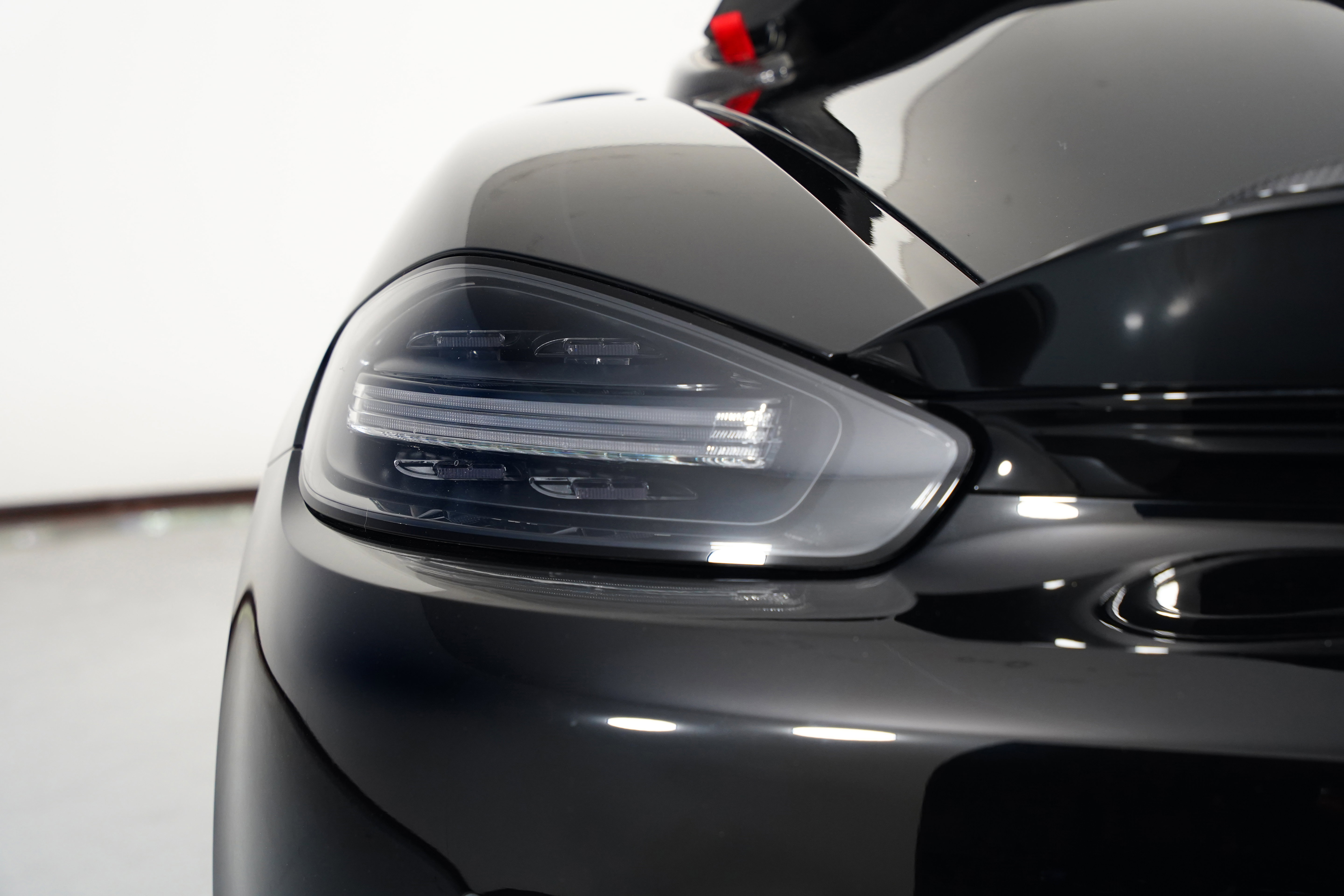 Used 2025 Porsche 718 Boxster Spyder RS image 21