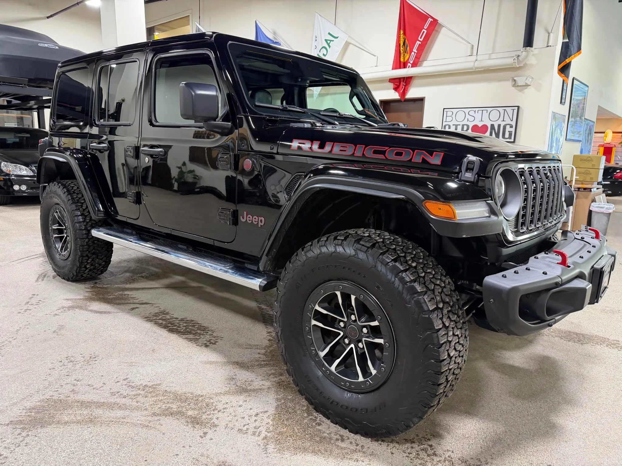 Used 2024 Jeep Wrangler Unlimited Rubicon image 15