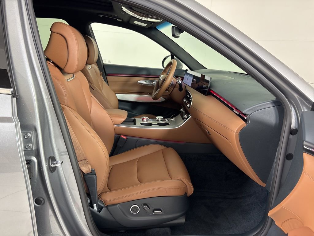 New 2026 Genesis GV70 2.5T Advanced AWD/4WD image 12