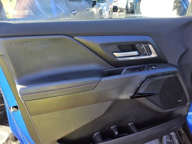 Used 2025 Chevrolet Silverado EV RST AWD/4WD image 6