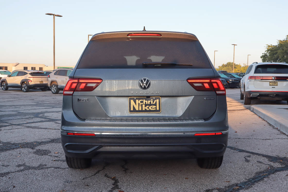 Used 2024 Volkswagen Tiguan Wolfsburg Edition AWD/4WD image 5