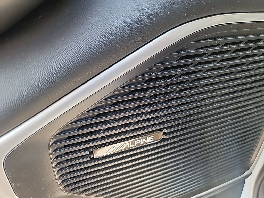 Used 2022 Jeep Wagoneer Series III w/ Flexible Seating Group image 14