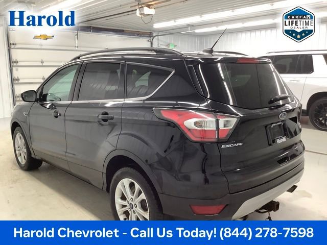 Used 2017 Ford Escape SE w/ Equipment Group 201A image 4