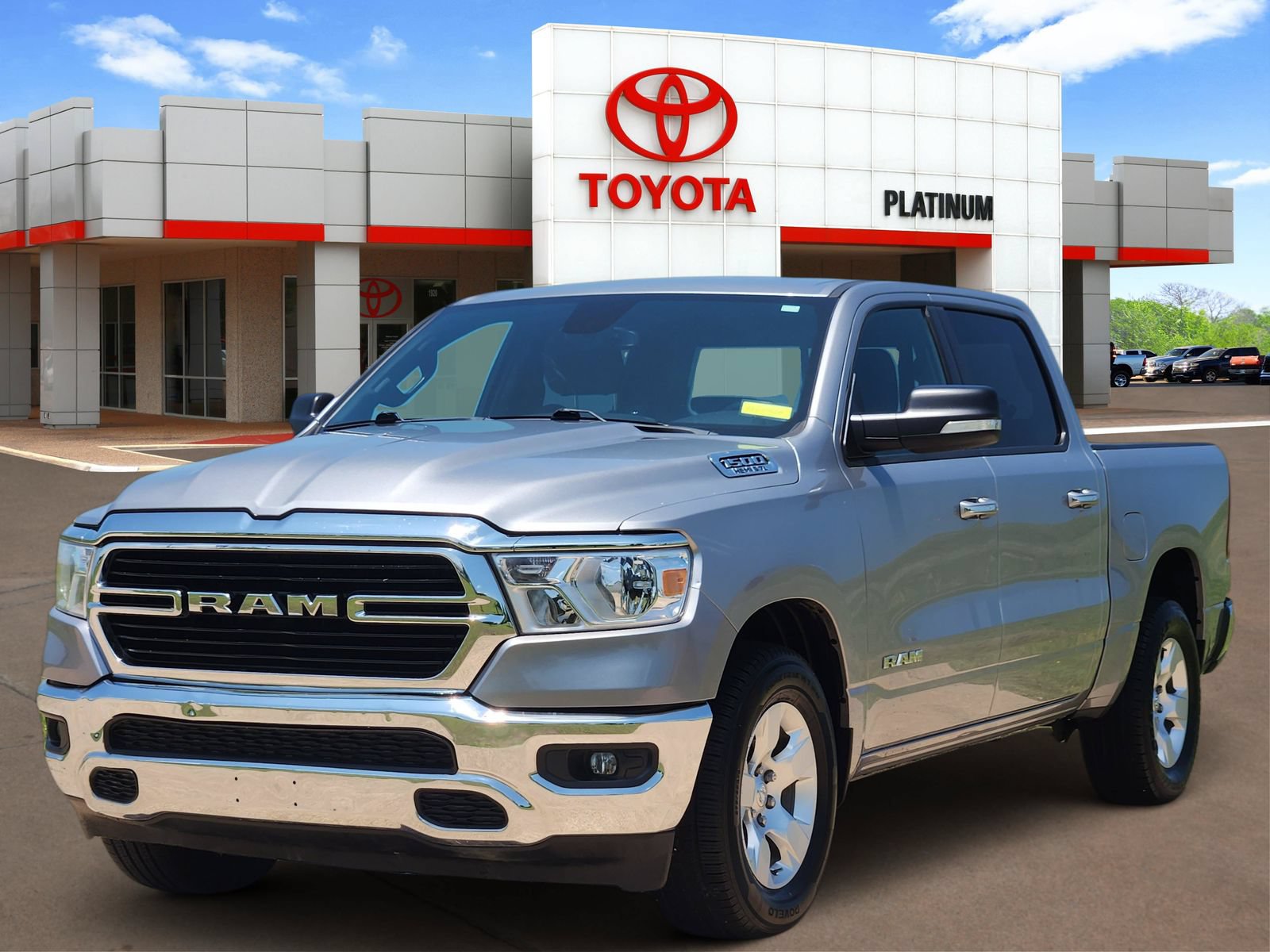 Used 2020 RAM 1500 Big Horn RWD image 2