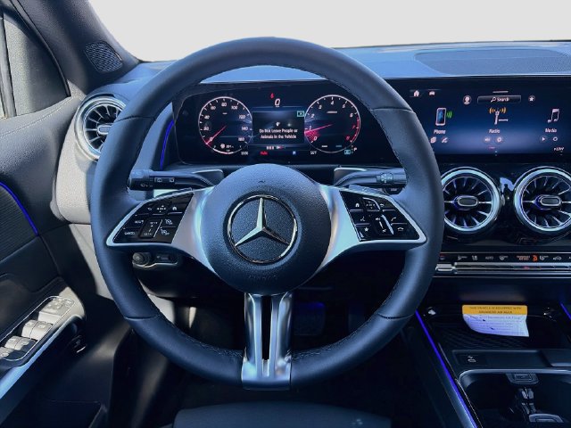 New 2026 Mercedes-Benz GLB 250 4MATIC image 22
