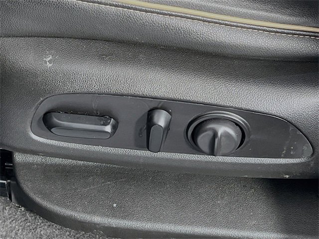 Used 2021 Chevrolet Blazer Premier w/ Driver Confidence II Package image 12