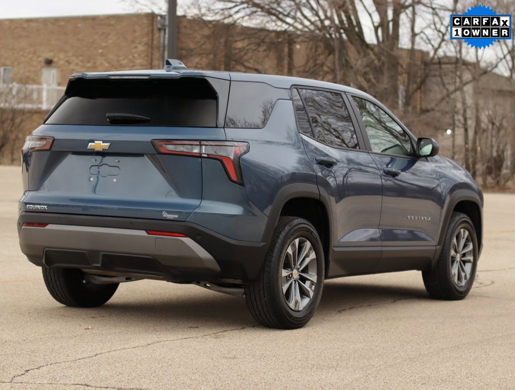 Used 2025 Chevrolet Equinox LT FWD image 7