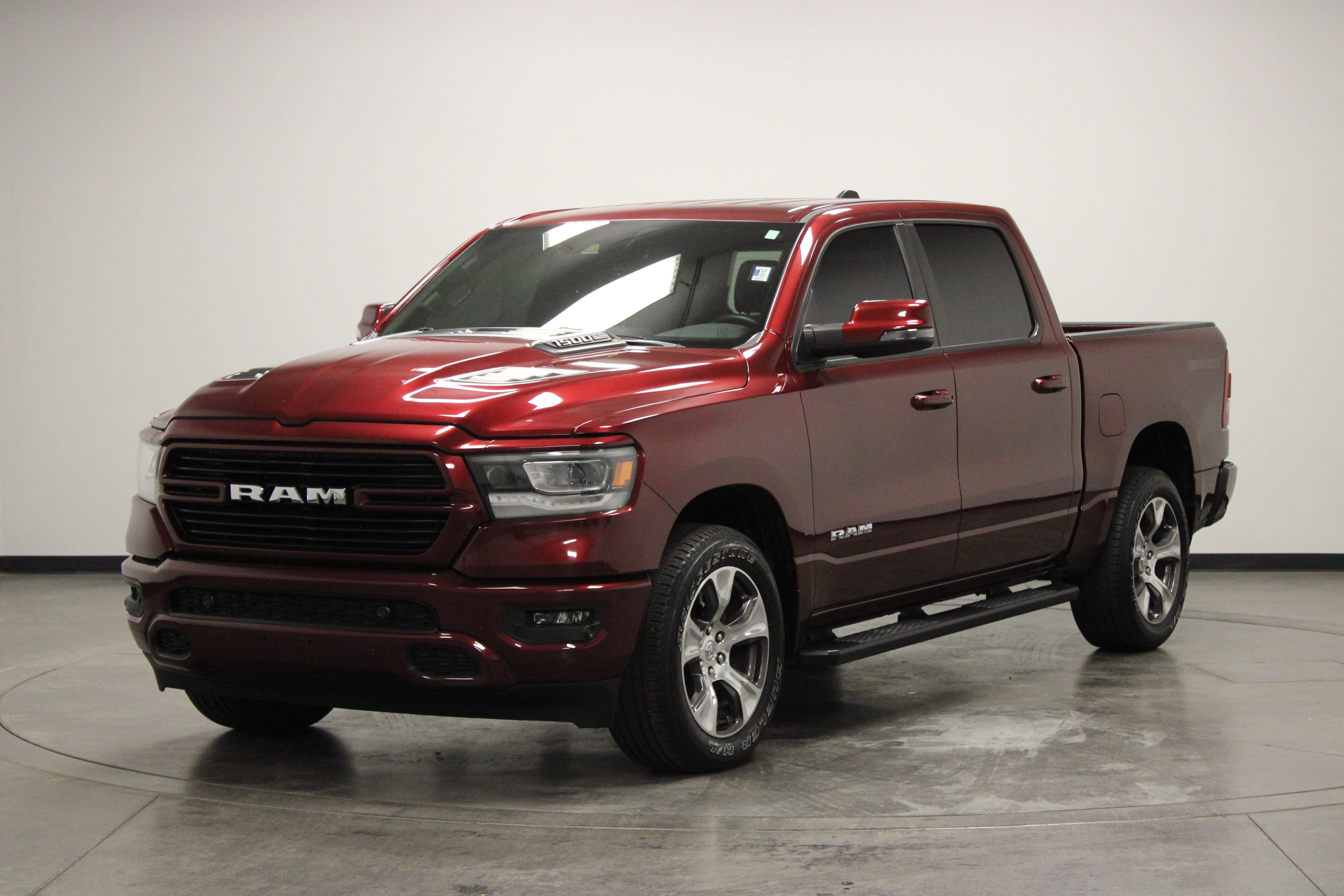 Used 2023 RAM 1500 Laramie RWD image 4