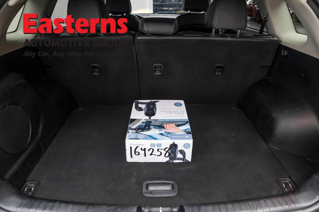 Used 2022 Kia Niro EX w/ Cold Weather Package image 9