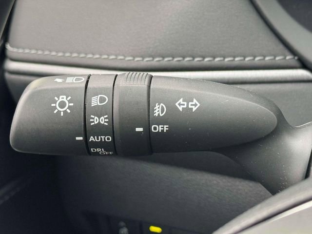 Certified 2023 Toyota Venza Nightshade image 23