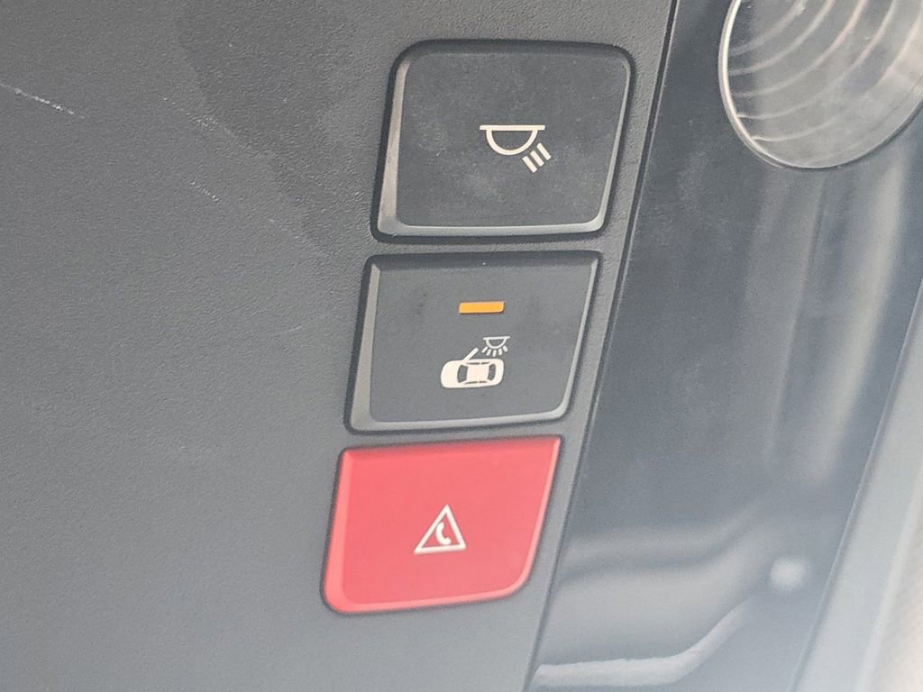 Used 2024 Kia Carnival FWD image 7