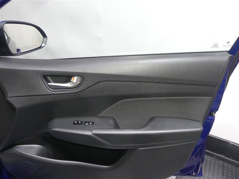 Used 2019 Hyundai Accent SE FWD image 18