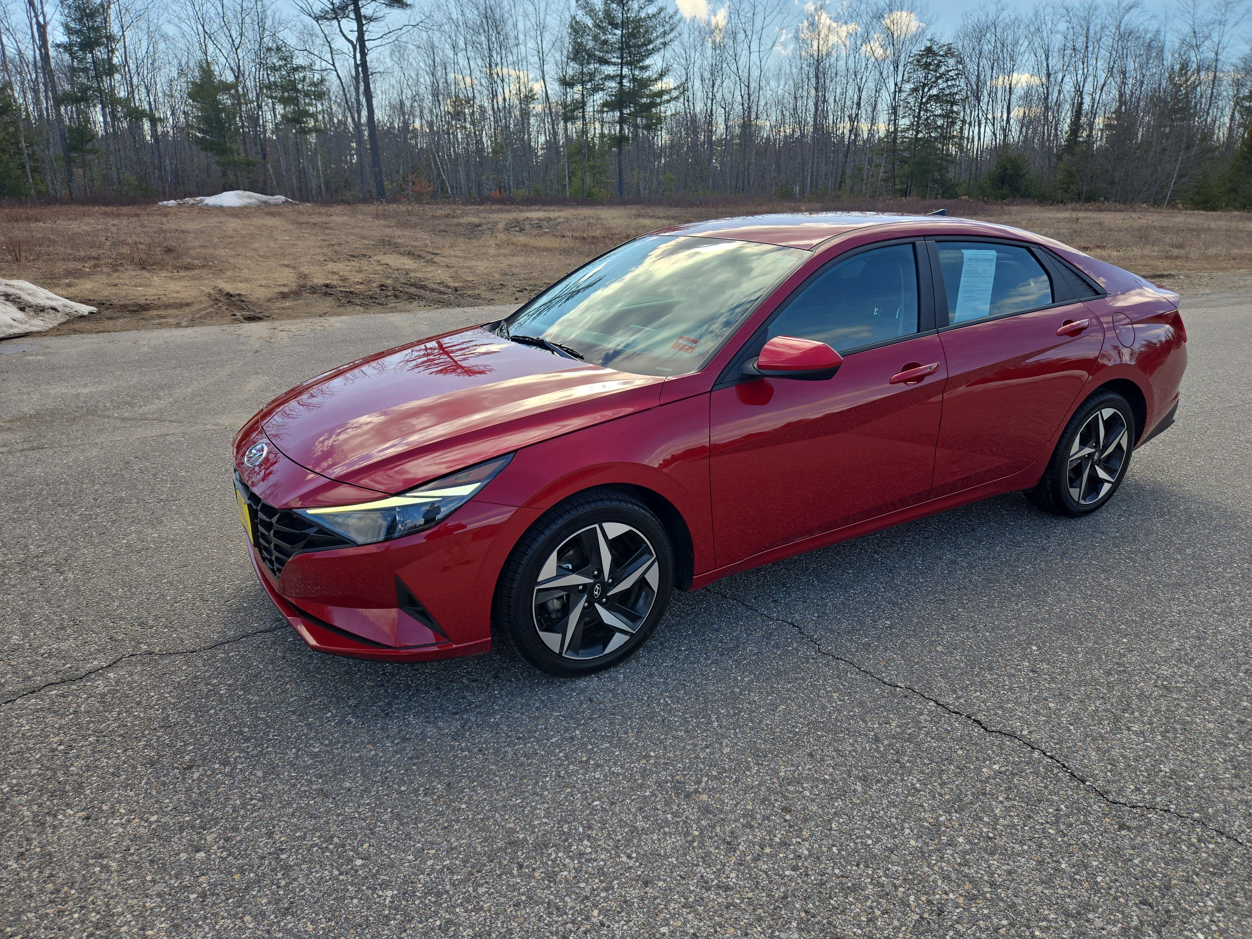 Used 2023 Hyundai Elantra SEL w/ Convenience Package image 1