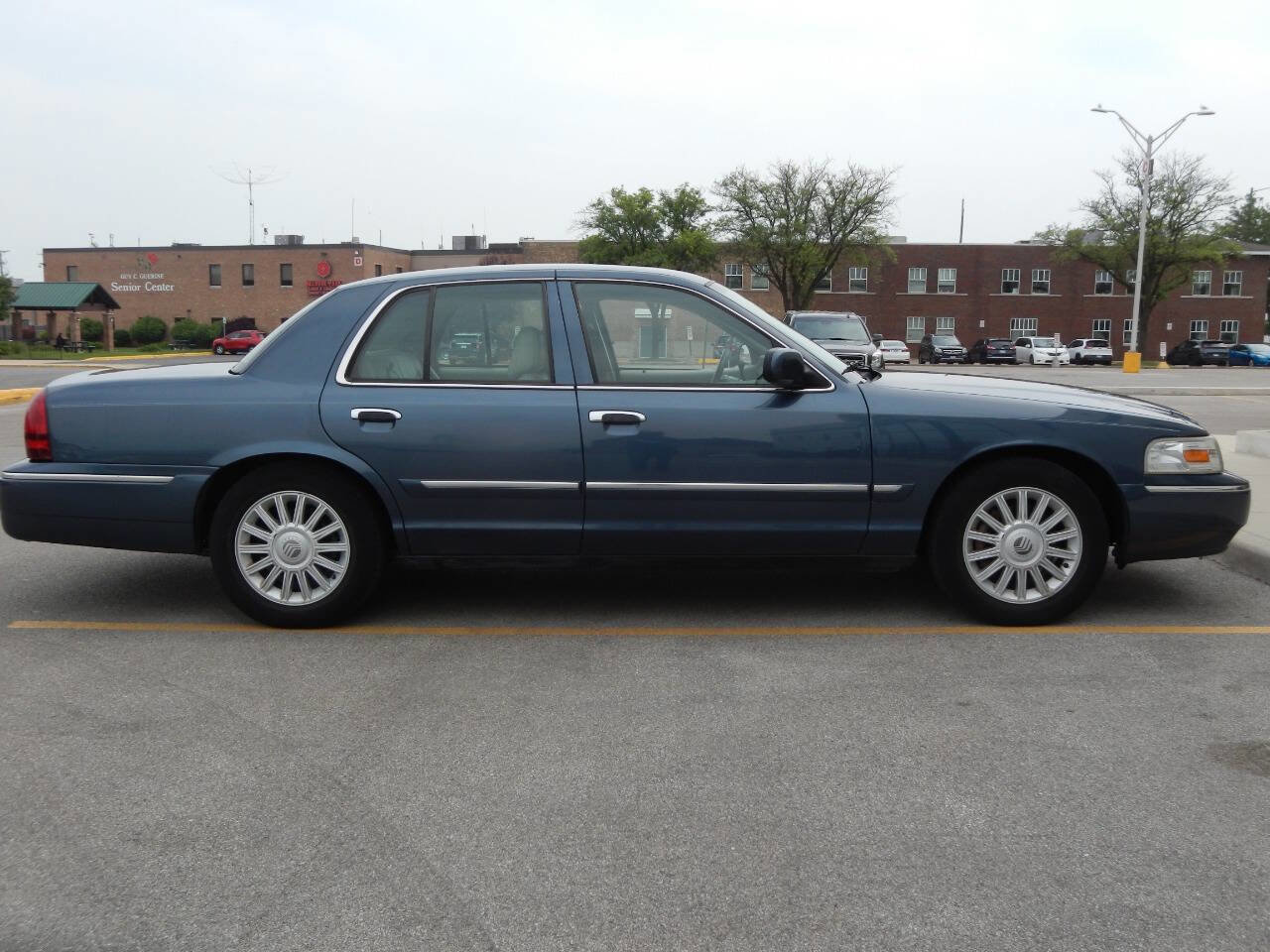 Used 2008 Mercury Grand Marquis LS image 19