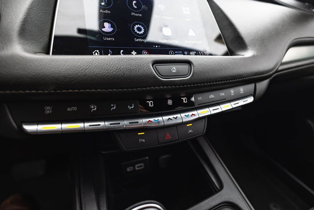 Used 2023 Cadillac XT4 Premium Luxury image 16