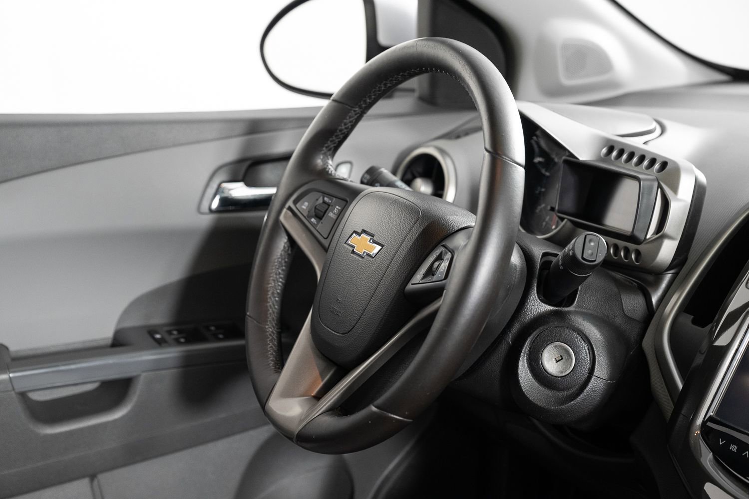 Used 2015 Chevrolet Sonic LTZ image 24