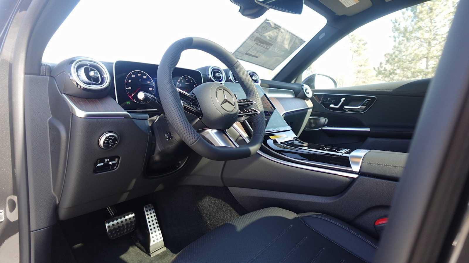 New 2026 Mercedes-Benz GLC 300 4MATIC image 36