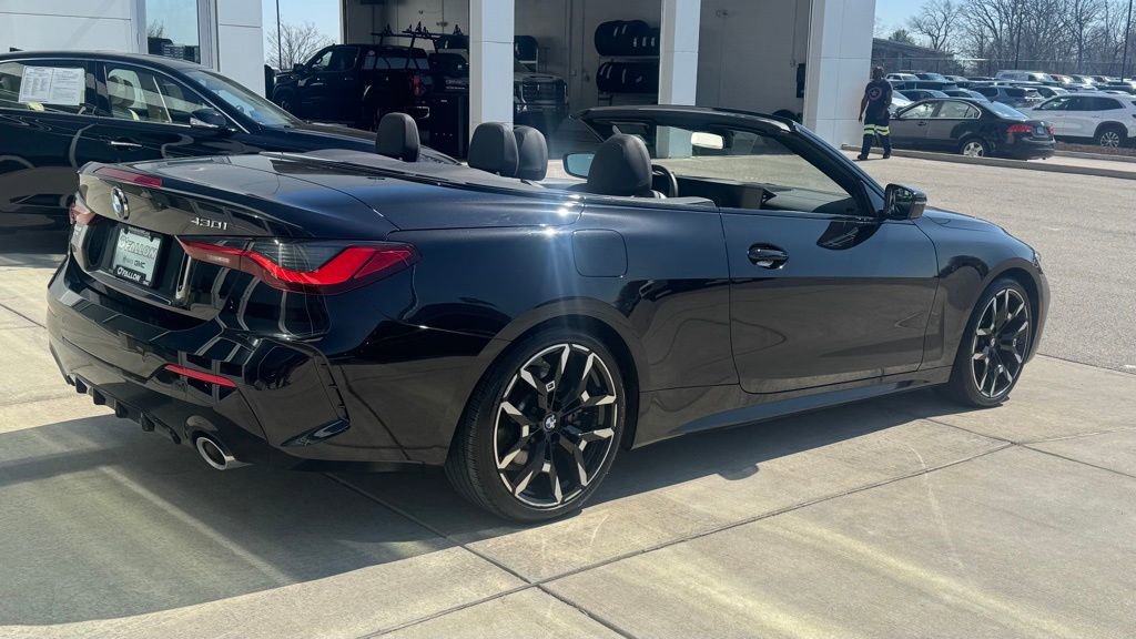 Used 2026 BMW 430i Convertible image 8