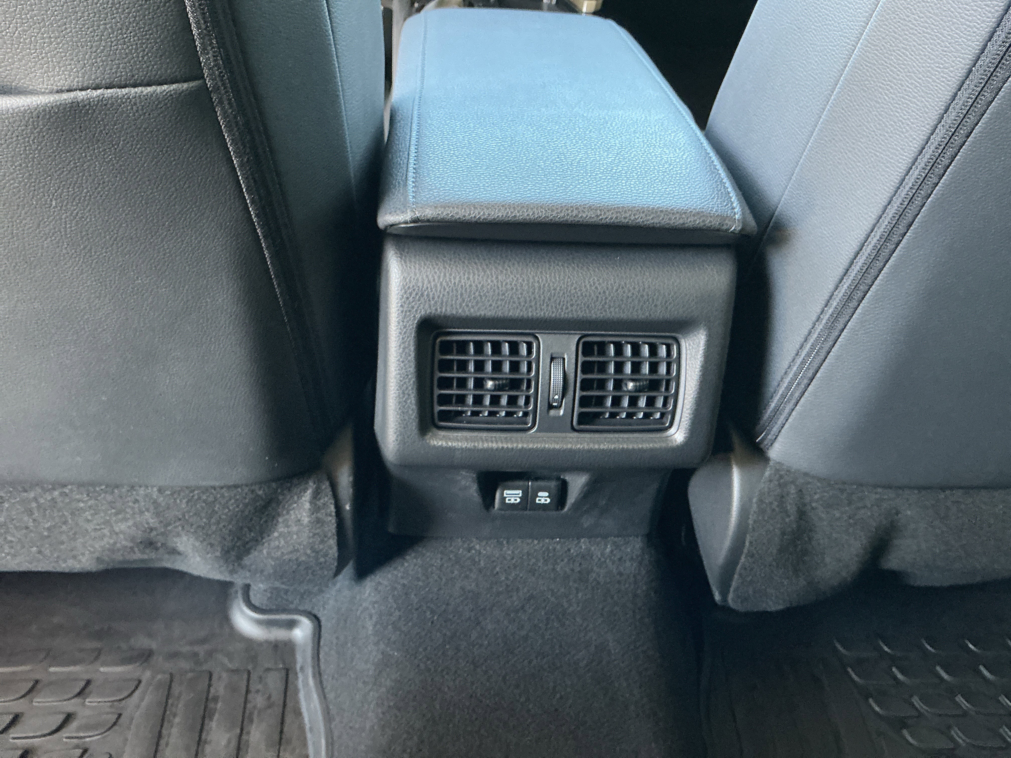 Certified 2025 Toyota Camry XSE image 33