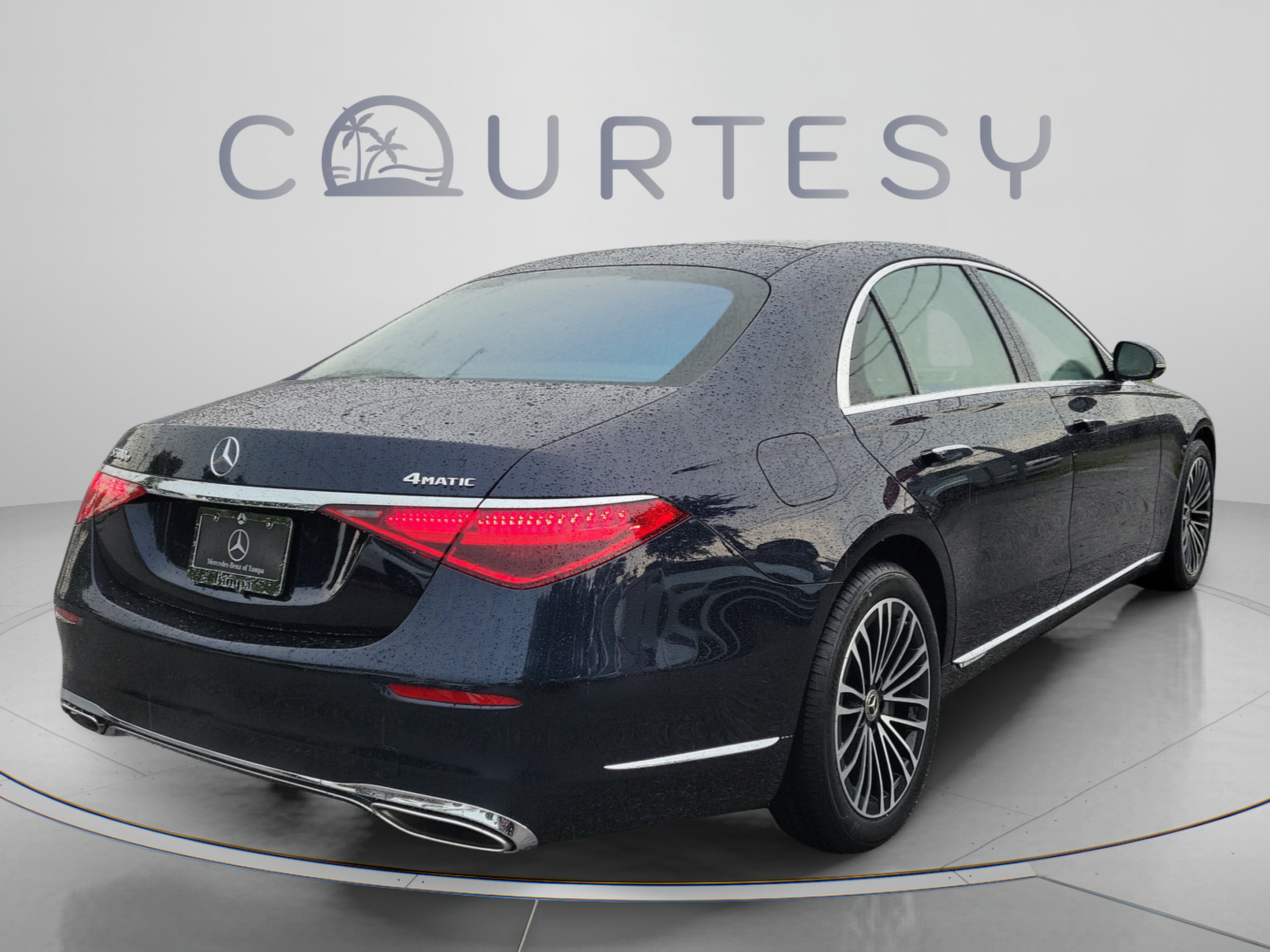 New 2026 Mercedes-Benz S 580e 4MATIC Sedan image 3