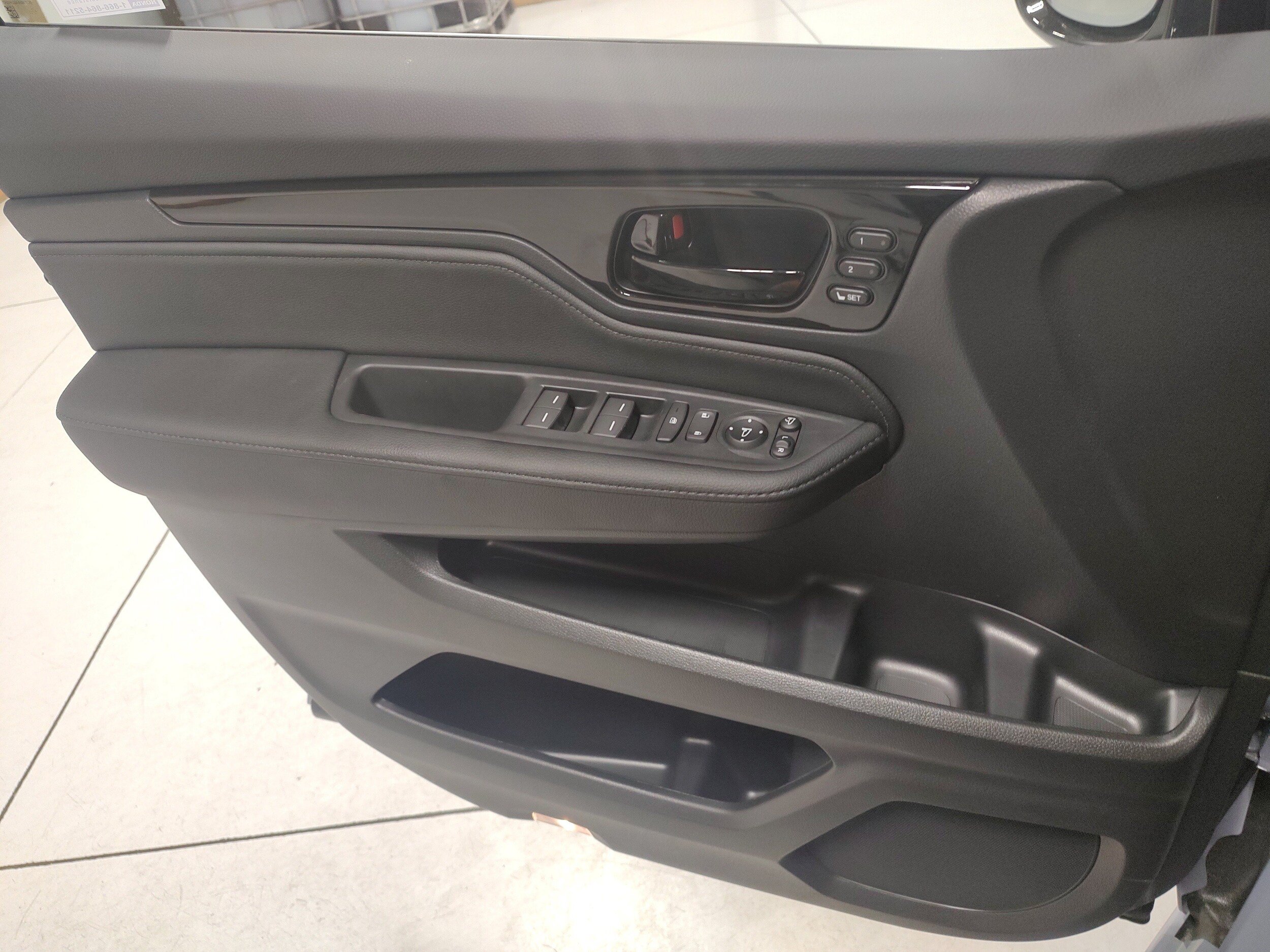 New 2026 Honda Odyssey Elite image 8