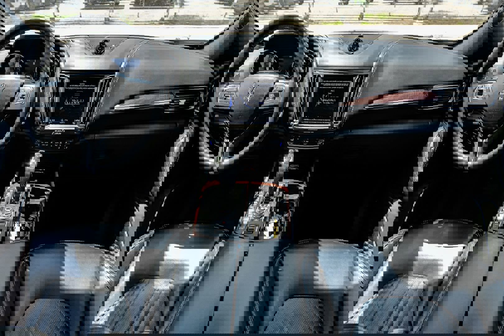 Used 2019 Maserati Levante S GranLusso image 16