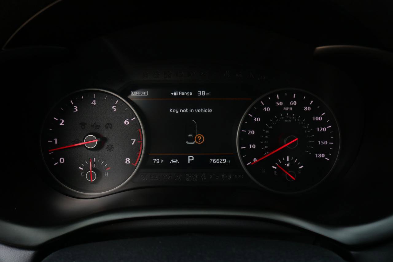 Used 2020 Kia Stinger GT2 AWD/4WD image 34